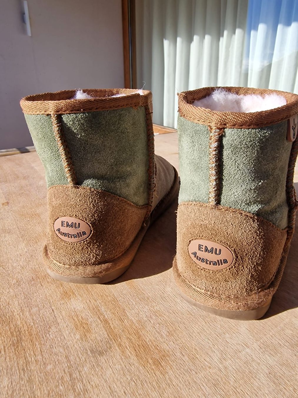 Ugg Scarpe per ragazzi: Emu Boots, Winterkinderschuhe, Uggs – Nuovo (secondo la descrizione) da Mauren venduto da ehr_5cy6 2