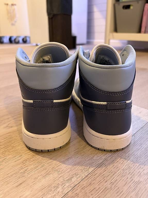 Scarpe da uomo: Air Jordan 1 Mid Hellblau – Usato da Sirnach venduto da lam_9dpr 2