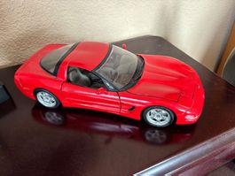 Burago 1/18 Chevrolet Corvette 1997