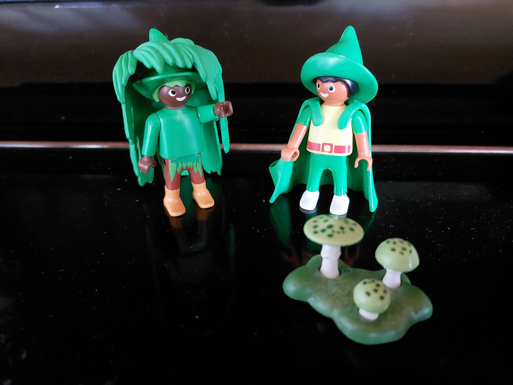 Playmobil Giocattoli: Playmobil Wald Wichtel/Waldgeist/Elf Set – Usato da Büttikon AG venduto da lca_v7pb