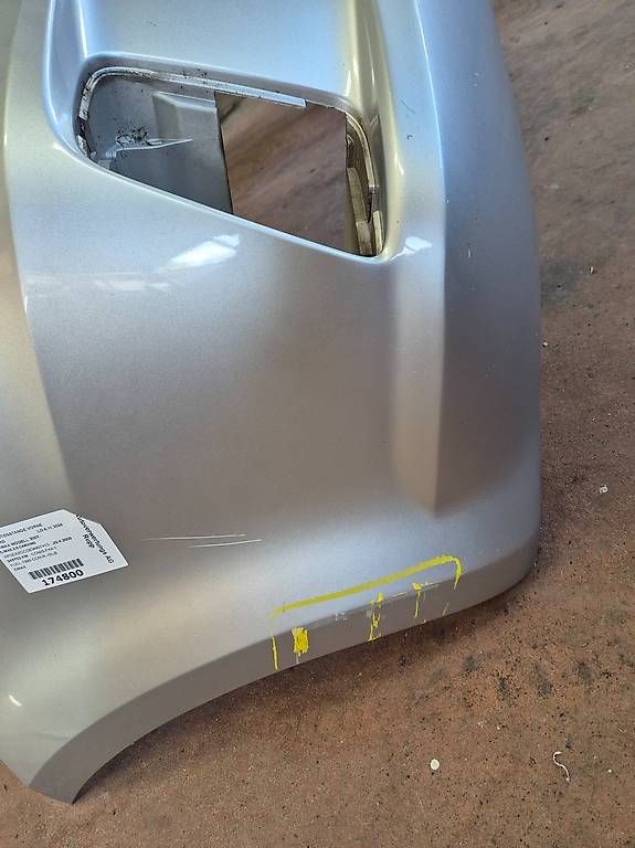 Tutti pezzi di ricambio auto: Ford C-Max - Stosstange vorne – Usato da Oftringen venduto da Rover3 2