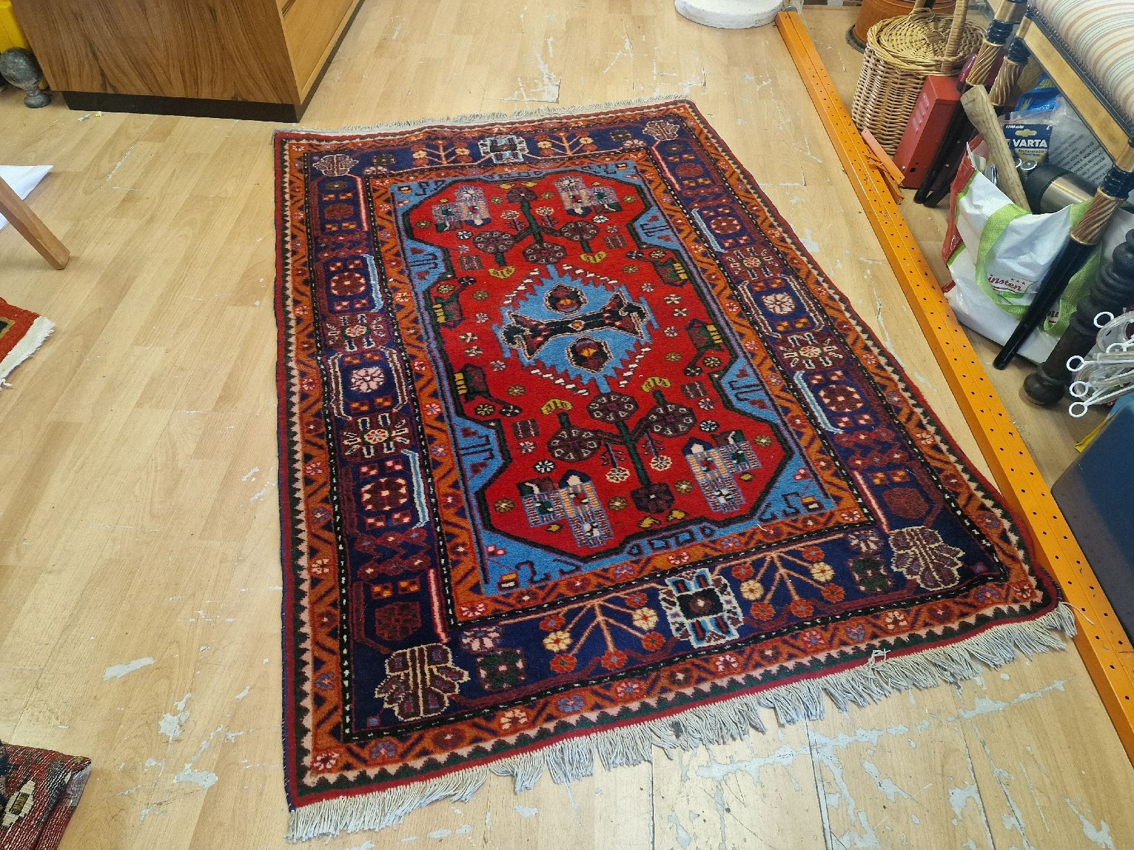 Tappeti: Orientteppich handgeknüpft rot blau gemustert – Usato da BERN venduto da Intarsia