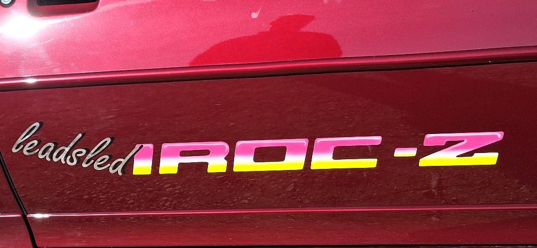 Chevrolet Automobili: Chevrolet Camaro IROC Z28 – Usato da Courgenay venduto da Mitch09 6
