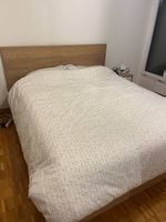 Ikea Bett mit Matratze mit 2 Schubladen (175x209)