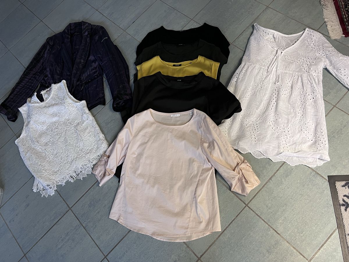 Lots de vêtements: Wunderschönes Kleiderpaket M – D'occasion à Steckborn par Holiday66