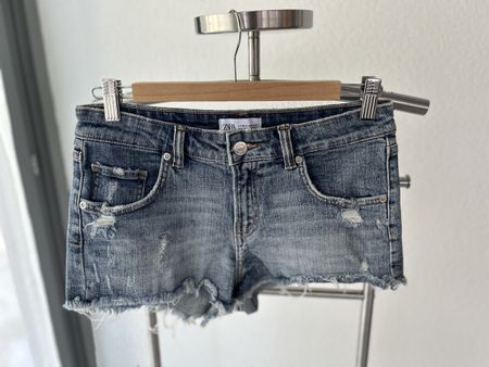 Denim Shorts Zara EUR 38 distressed used condition