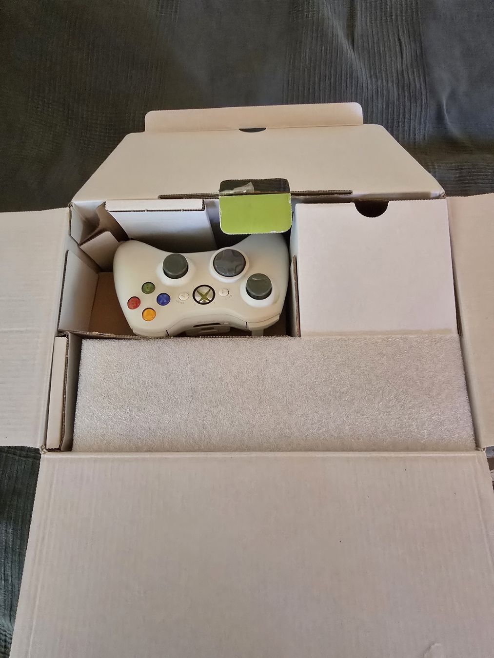 Microsoft Console: Xbox 360 - 250GB - Originalverpackung – Usato da Oberrieden venduto da Alpine-Collector 6