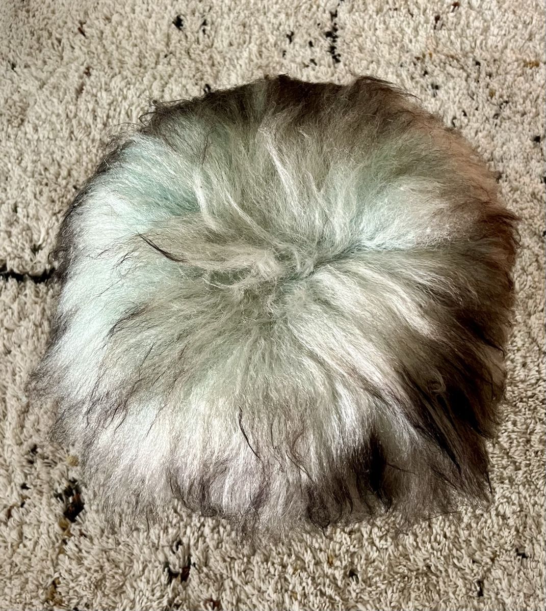 Sgabelli: Original 70er Design Fellhocker Hairpin Hocker – Usato da Hunzenschwil venduto da Madachica 3