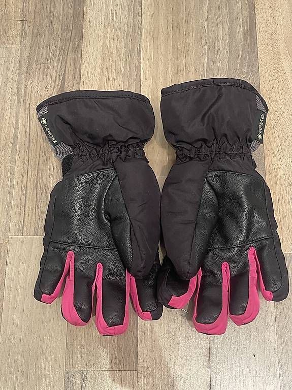 Kinderhandschuhe: REUSCH Kinder Handschuhe 5.5 – Gebraucht aus Therwil von Bridges 1