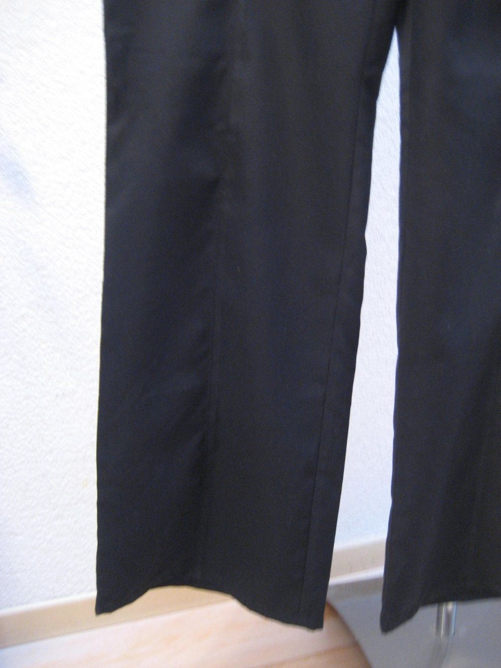Pantaloni: Pantalon OUI taille 40, neuf – Nuovo e nell'imballaggio originale da Delémont venduto da marryb 2
