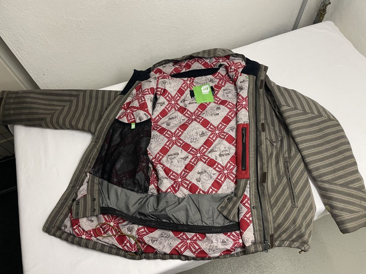 Orage Vestes: Skijacke – D'occasion à Adelboden par schwuemi 1