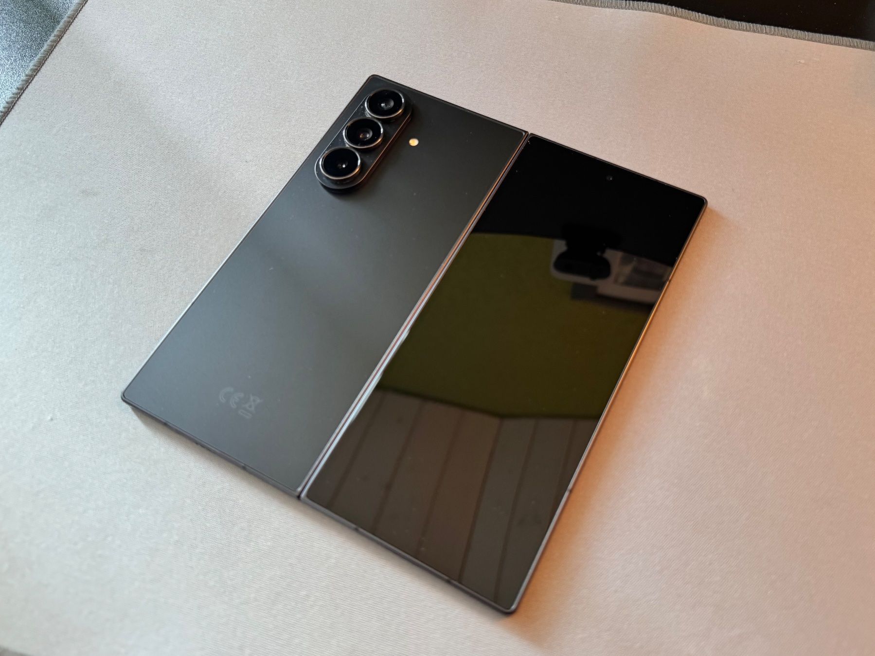 Samsung Telefoni cellulari / Smartphones: Samsung Galaxy Z Fold7 – Nuovo (secondo la descrizione) da Rüdtligen venduto da alex.galli 2