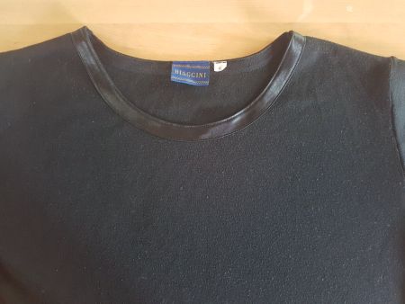 T-shirt noir taille S marque Biaggini