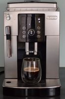 Kaffeemaschine DeLonghi ECAM 24.210.SB machine à café