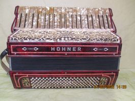 Akkordeon Hohner Morino 5555