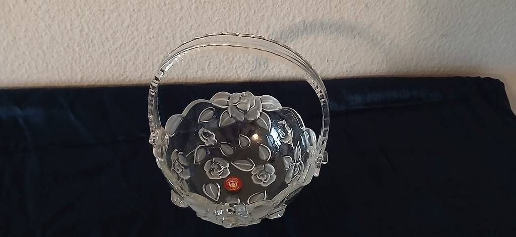 Walther Glas Schalen: Walther Glas Korb mit Henkel Vintage – Neu (gemäss Beschreibung) aus Greifensee von Foxglove