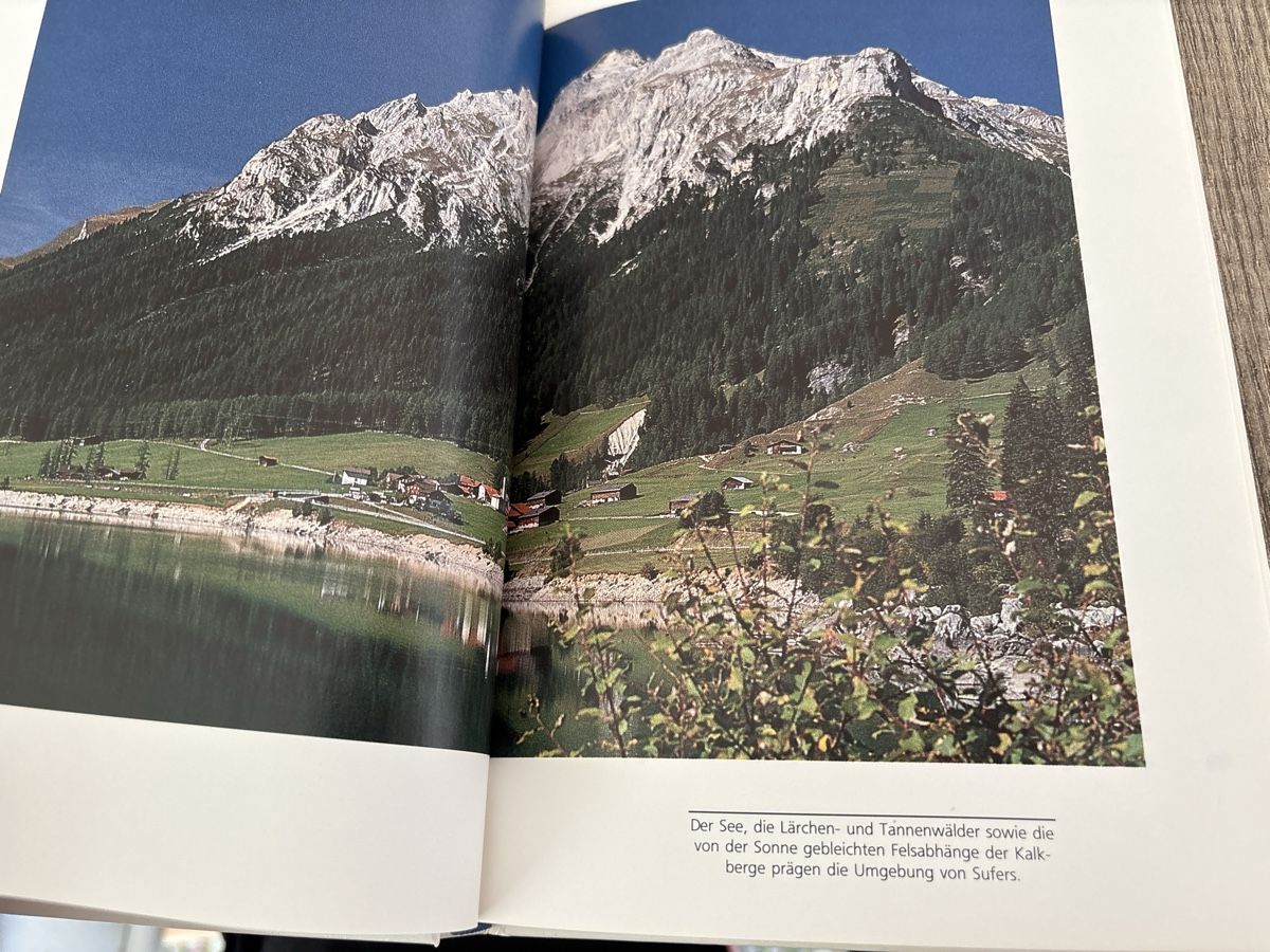 Libri: SUFERS, DAS ÄLTESTE DORF IM RHEINWALD – Nuovo (secondo la descrizione) da Schaffhausen venduto da Reporter 5