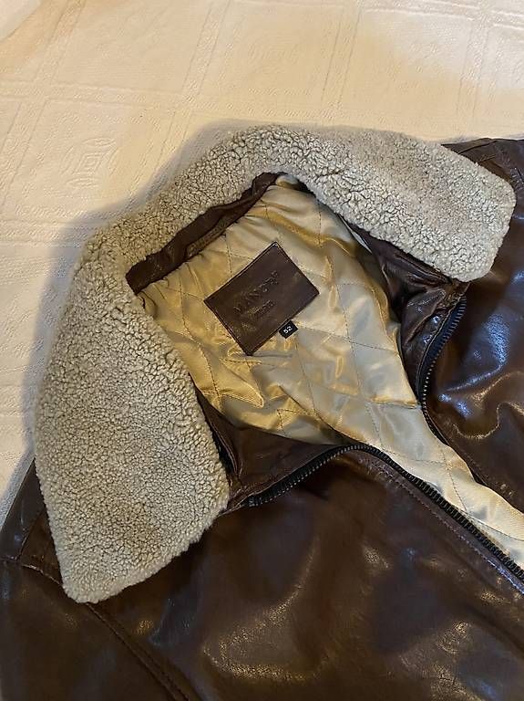 Giacche: Echt Lederjacke mit Schaffellkragen Fliegerjacke – Usato da Schliern b. Köniz venduto da tilli 4