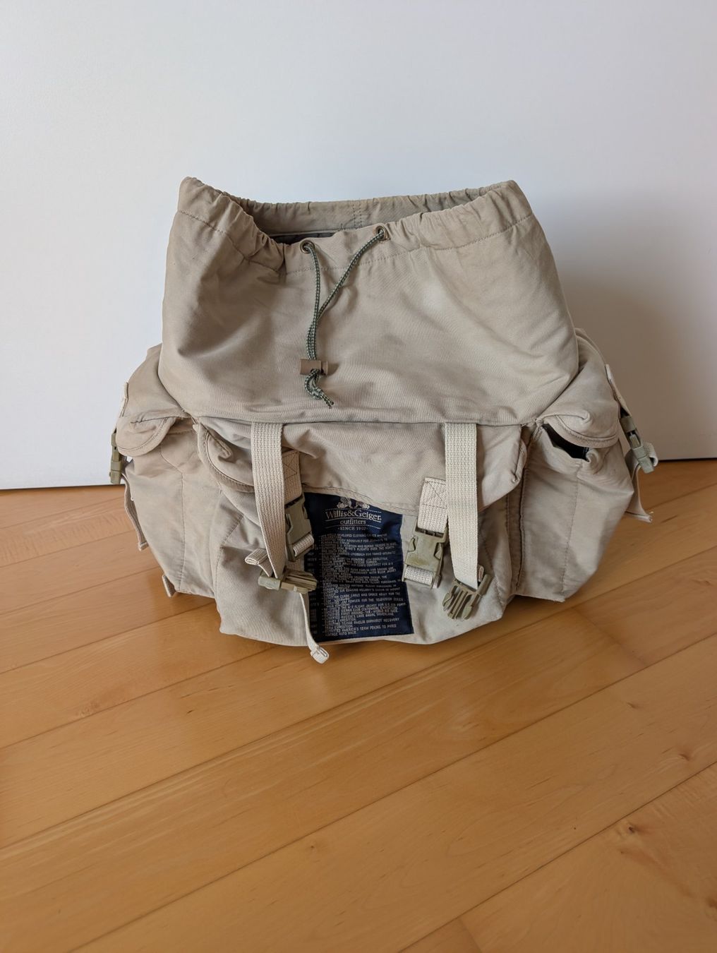 Rucksäcke: Original Bush Poplin Rucksack - Willis & Geiger Backpack – Gebraucht aus Zürich von SinaD21 1