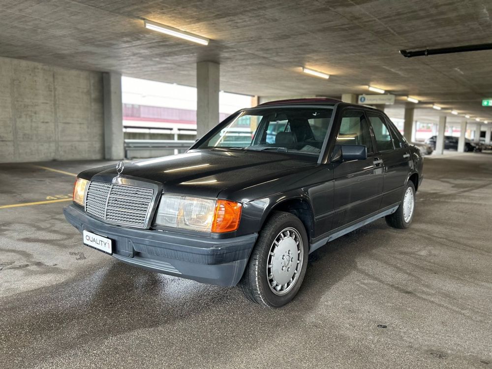 Mercedes-Benz 190 E