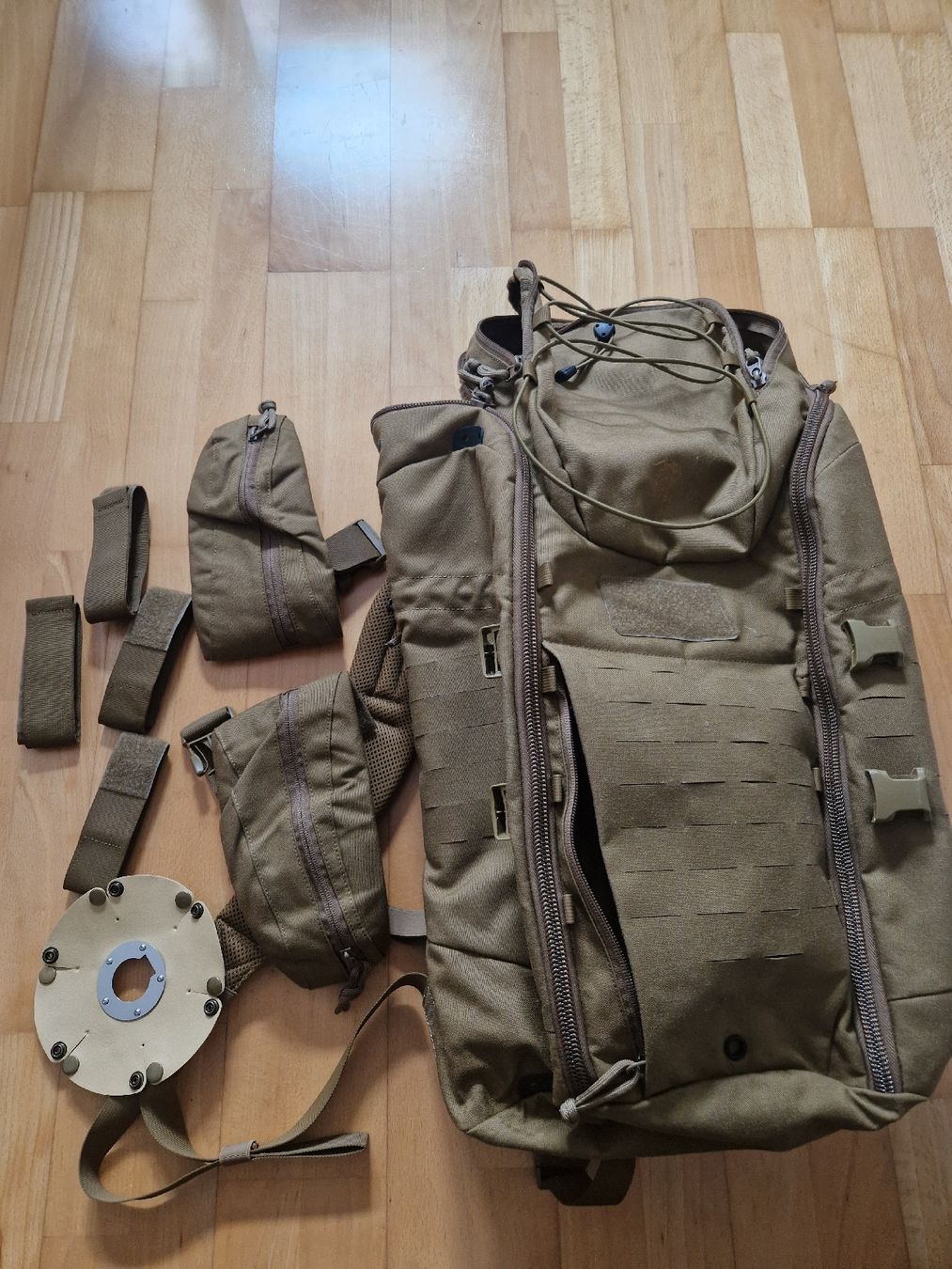 Rucksäcke: Rucksack Tasmanian Tiger Modular 30 Liter – Neu (gemäss Beschreibung) aus St. Gallen von Sayuri 9