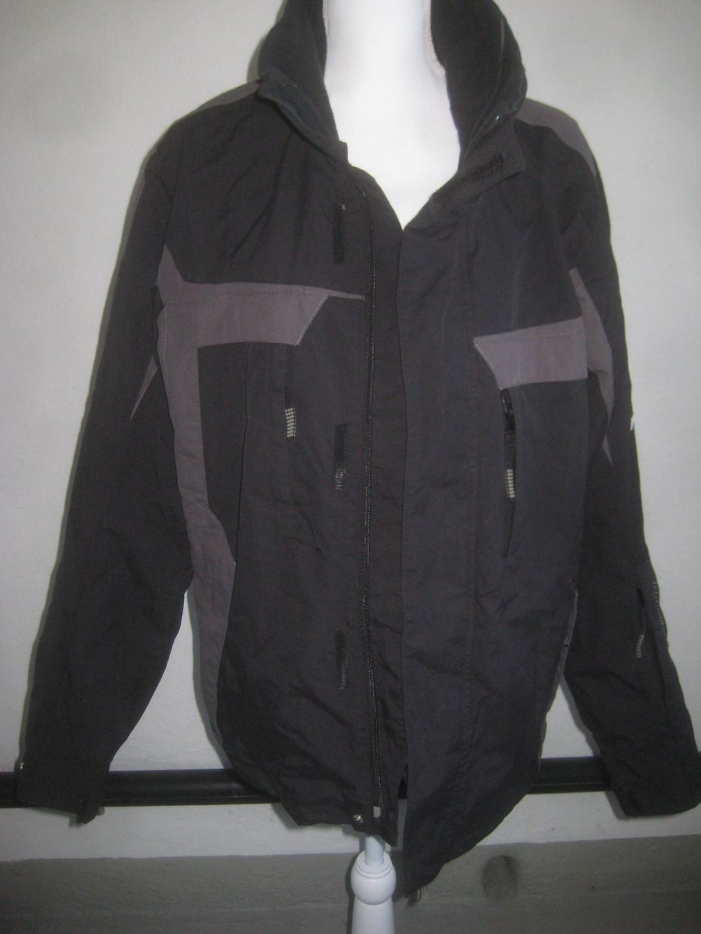 Giacche: MOTORRADJACKE – Usato da Uster venduto da flocke1