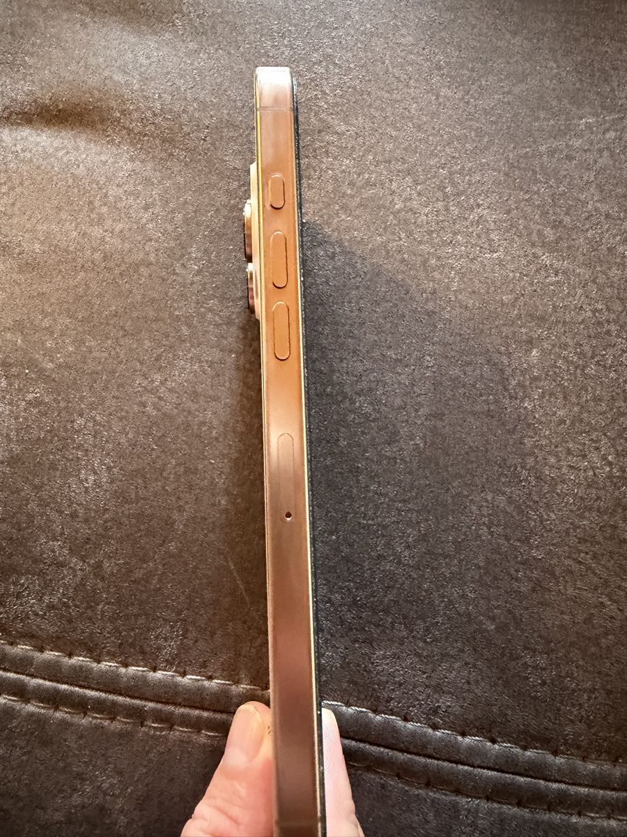 Apple Portables: Iphone 16 pro max 256 – D'occasion à hettiswil par nicobubu 7
