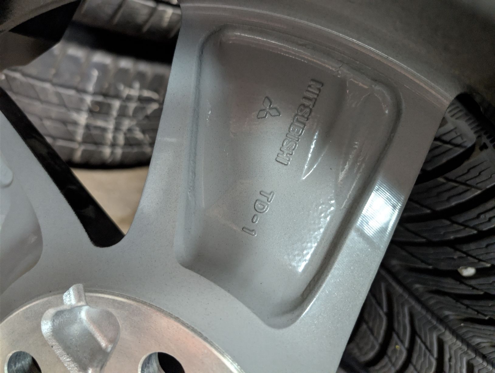 Cerchioni: Mitsubishi Felgen  – Nuovo e nell'imballaggio originale da Dürrenäsch venduto da Pneu-Idris 4
