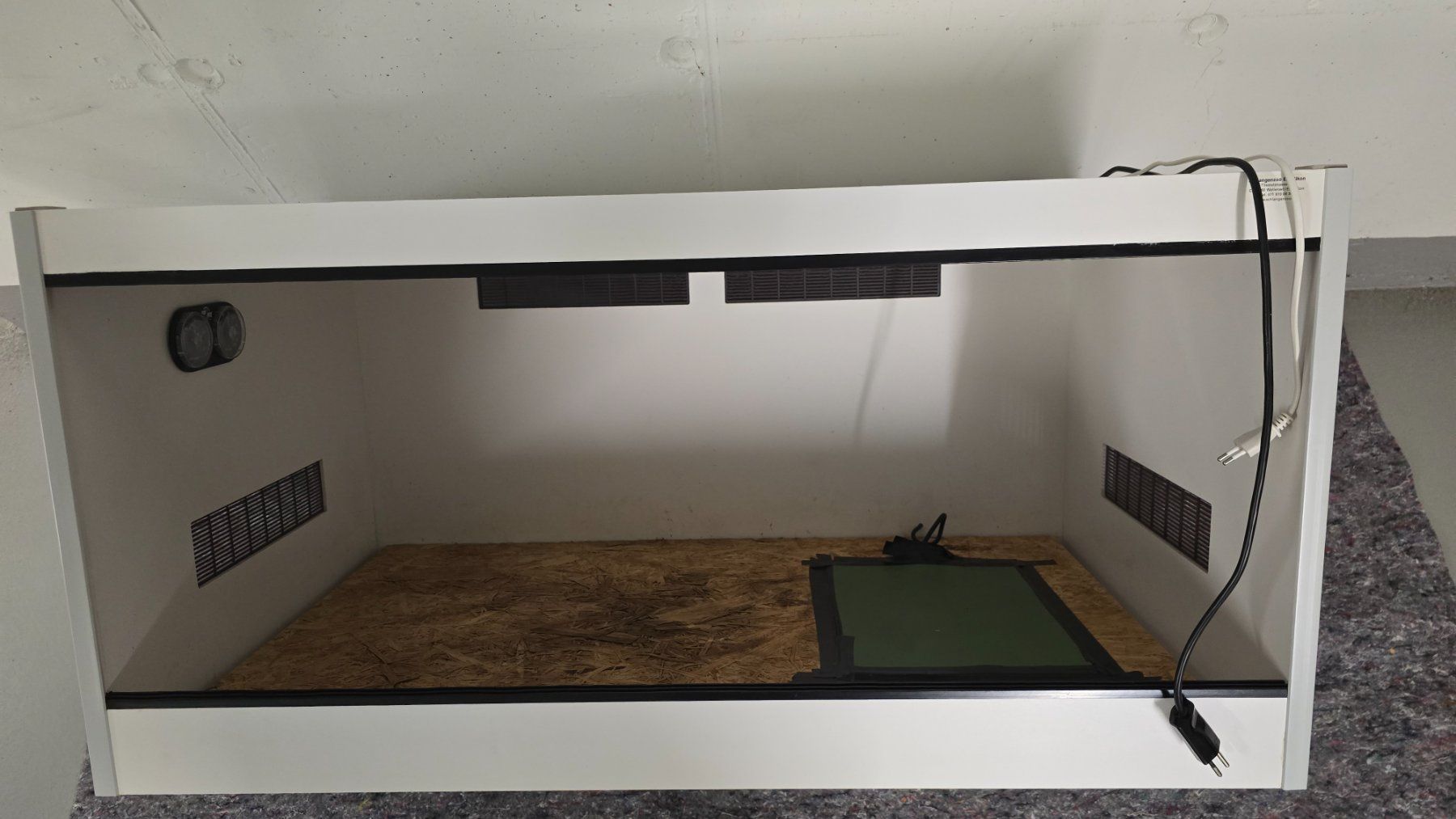 Terrario: Trocken Terrarium "Kunststoff" – Usato da Rafz venduto da Domimir 1