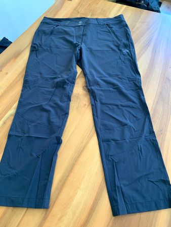 MAMMUT antrazith ultraleichte Wanderhose Damen 46 short NW