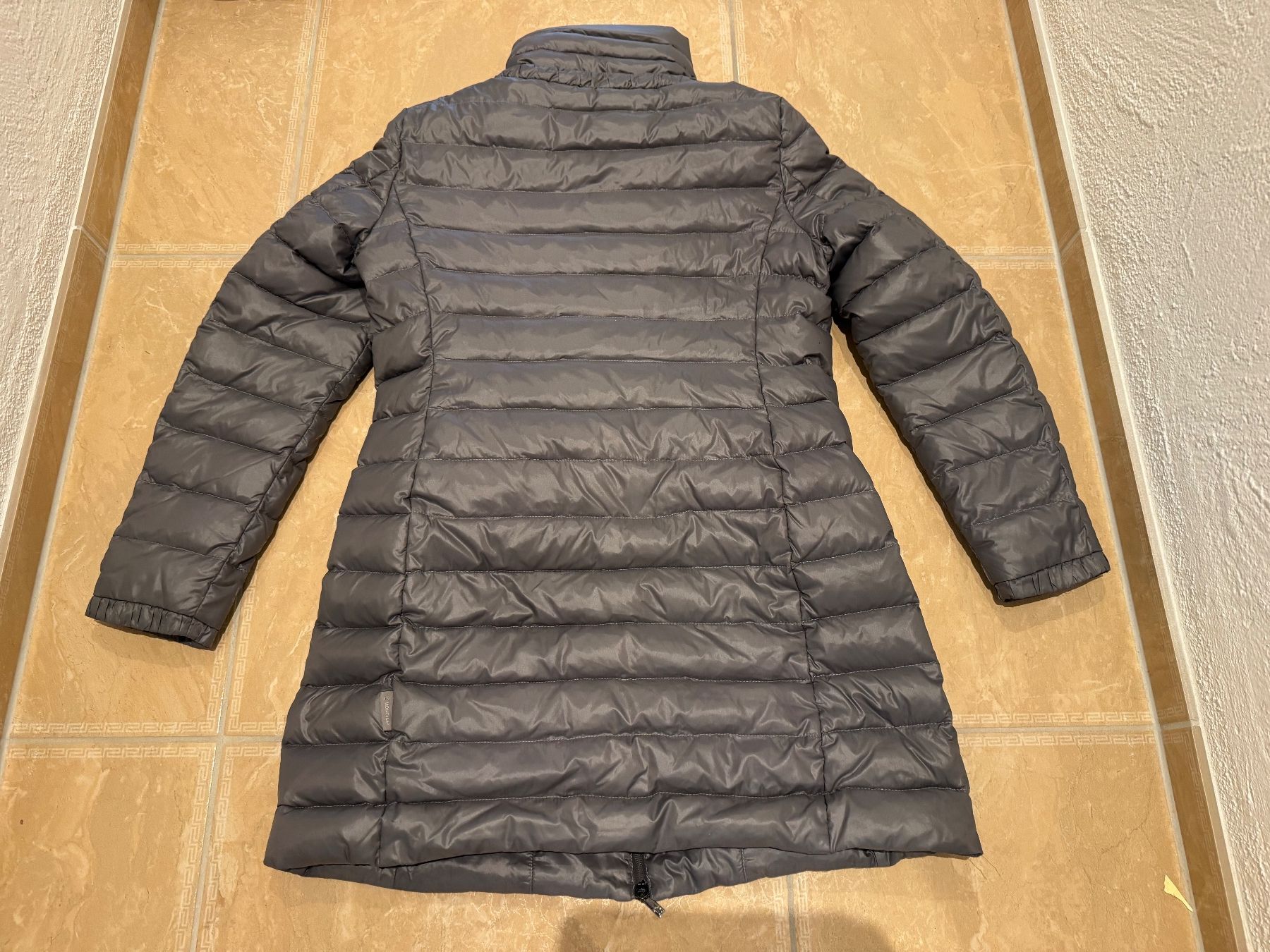 Cappotti: Moncler Gouet Giubotto Daunenmantel, 2 oder M – Usato da Klingnau venduto da Markus14 6