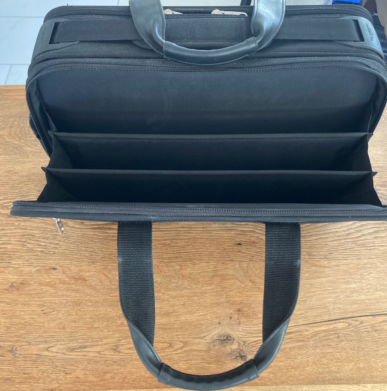 Samsonite Valises & Sacs: Akten- Laptoptasche Samsonite schwarz – Neuf (Voir description) à Biel-Benken BL par yoho 8