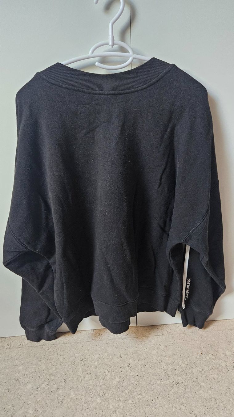 Calvin Klein Pullover & Sweatshirts: Pullover – Gebraucht aus Münchenbuchsee von Yothu 1