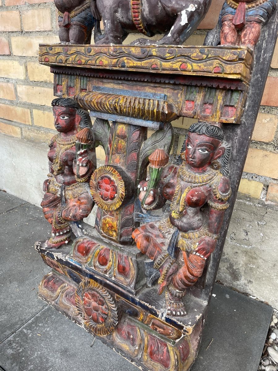 Tutte le decorazioni: Grosse anike Indische Holzstele – Usato da Bertschikon venduto da Acai0 3