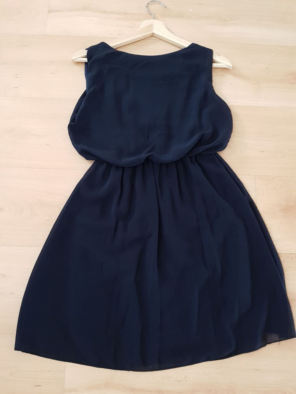 Robes: Elegantes Kleid – Neuf (Voir description) à Schöfflisdorf par CrRG21 2