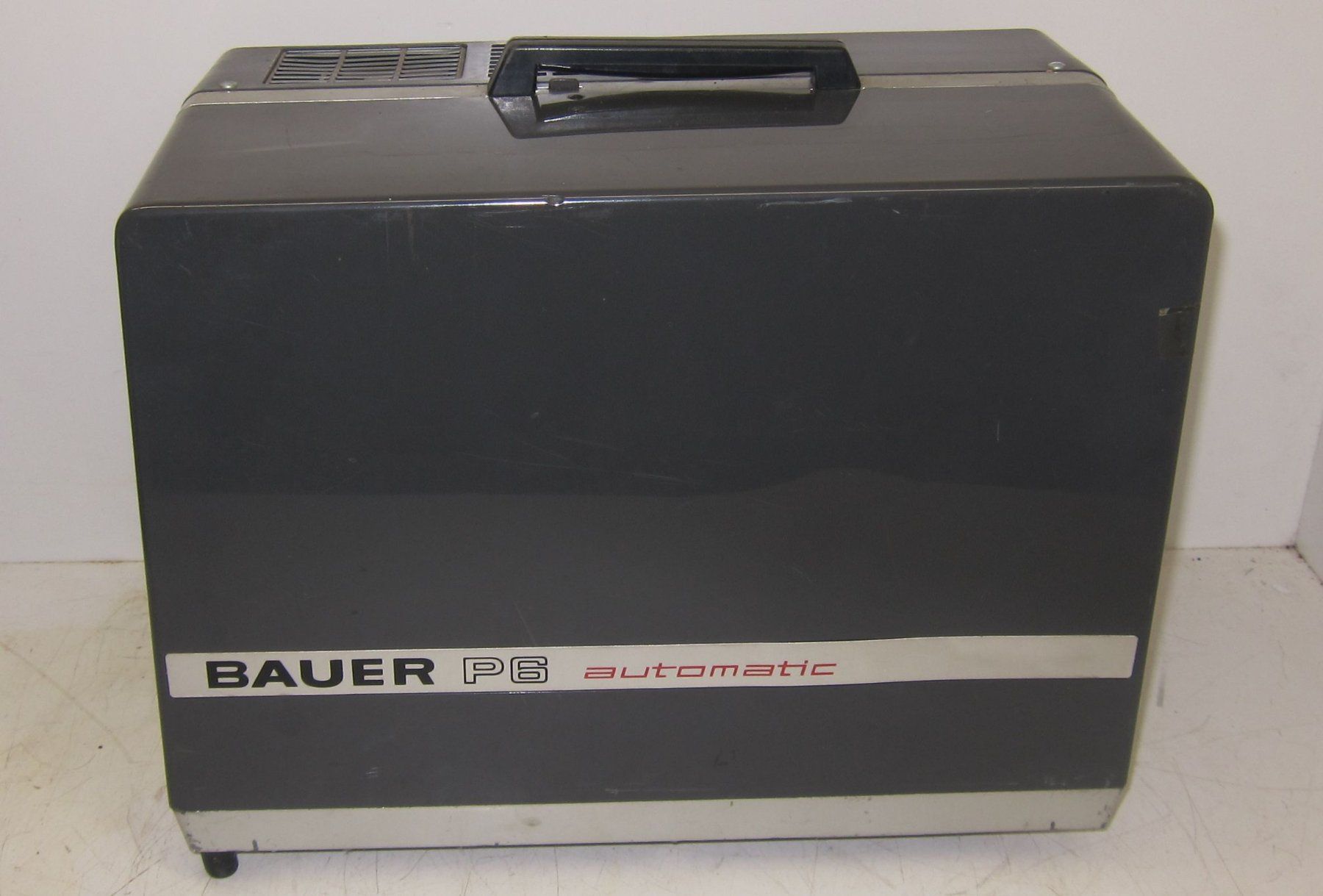 Pellicole: BAUER P6 AUTOMATIC 16mm Filmprojektor, Defekt – Usato da Männedorf venduto da livesteam