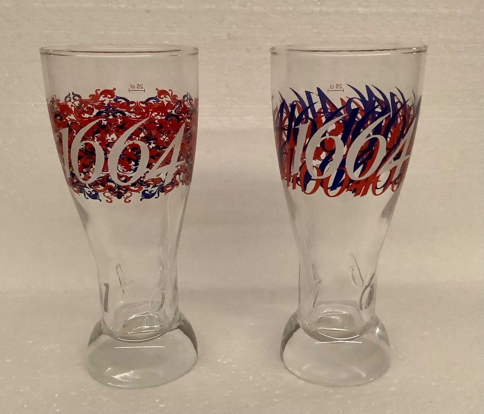 Bicchieri: KRONENBOURG 1664 Gläser – Nuovo e nell'imballaggio originale da Arcegno venduto da Denni
