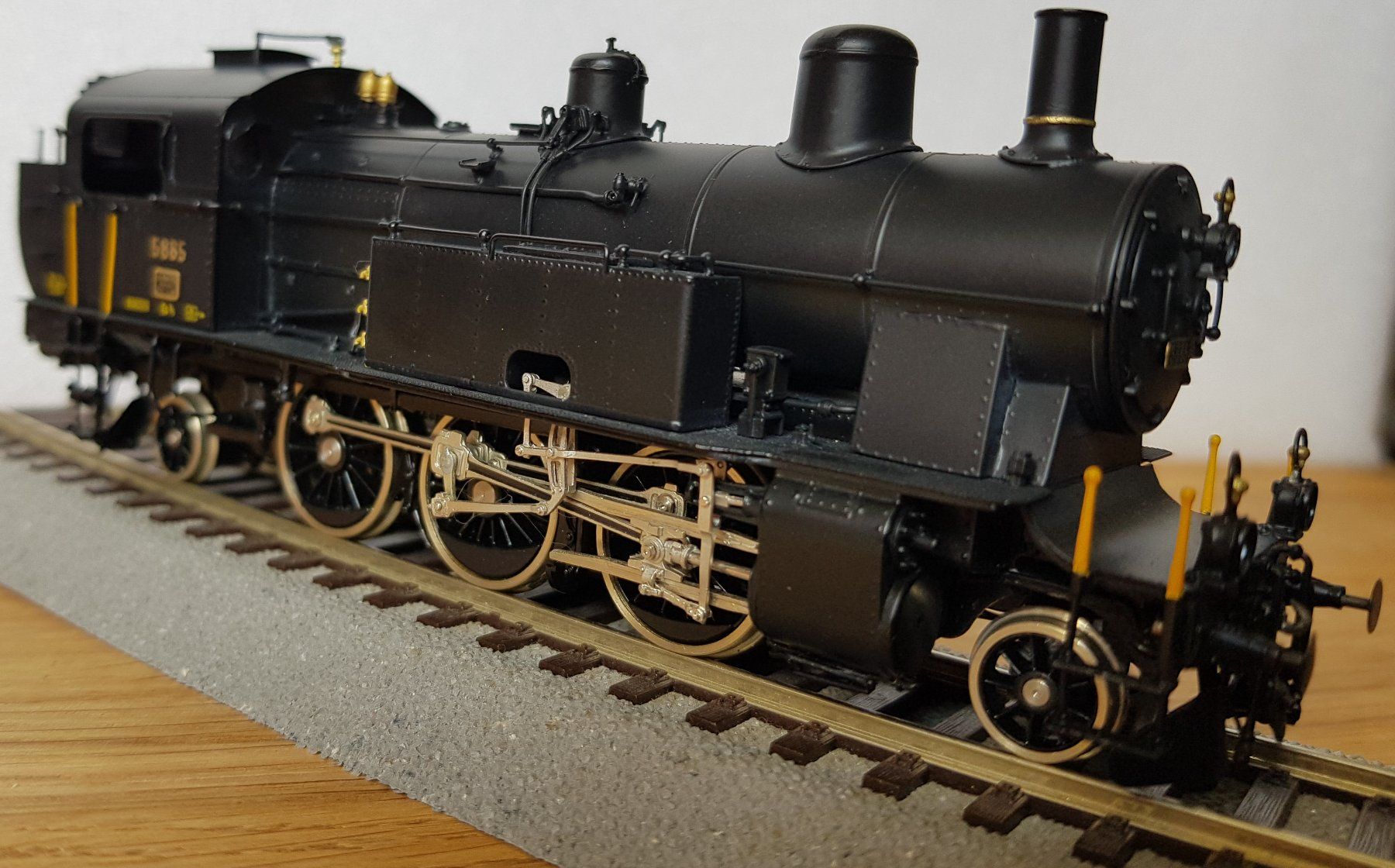 Lemaco Modellini di ferrovie: Lemaco SBB Eb 3/5 5885 Maffei HO mit OVP – Usato da La Sagne VD venduto da aro_nnp2 3