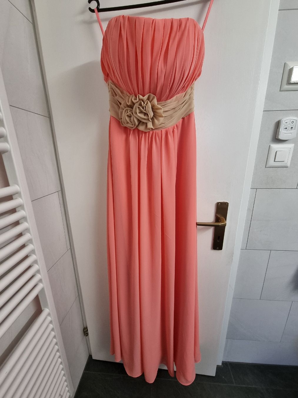 Kleider: Abendkleid – Neu (gemäss Beschreibung) aus Flums von kitty29 2