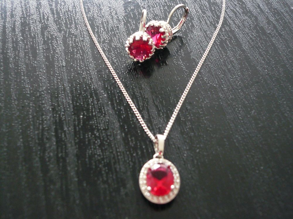 Autres bijoux: Schmuckset in rot, Halskette, Anhänger, Armband, Ohrringe, – D'occasion à Sirnach par primo.si 3