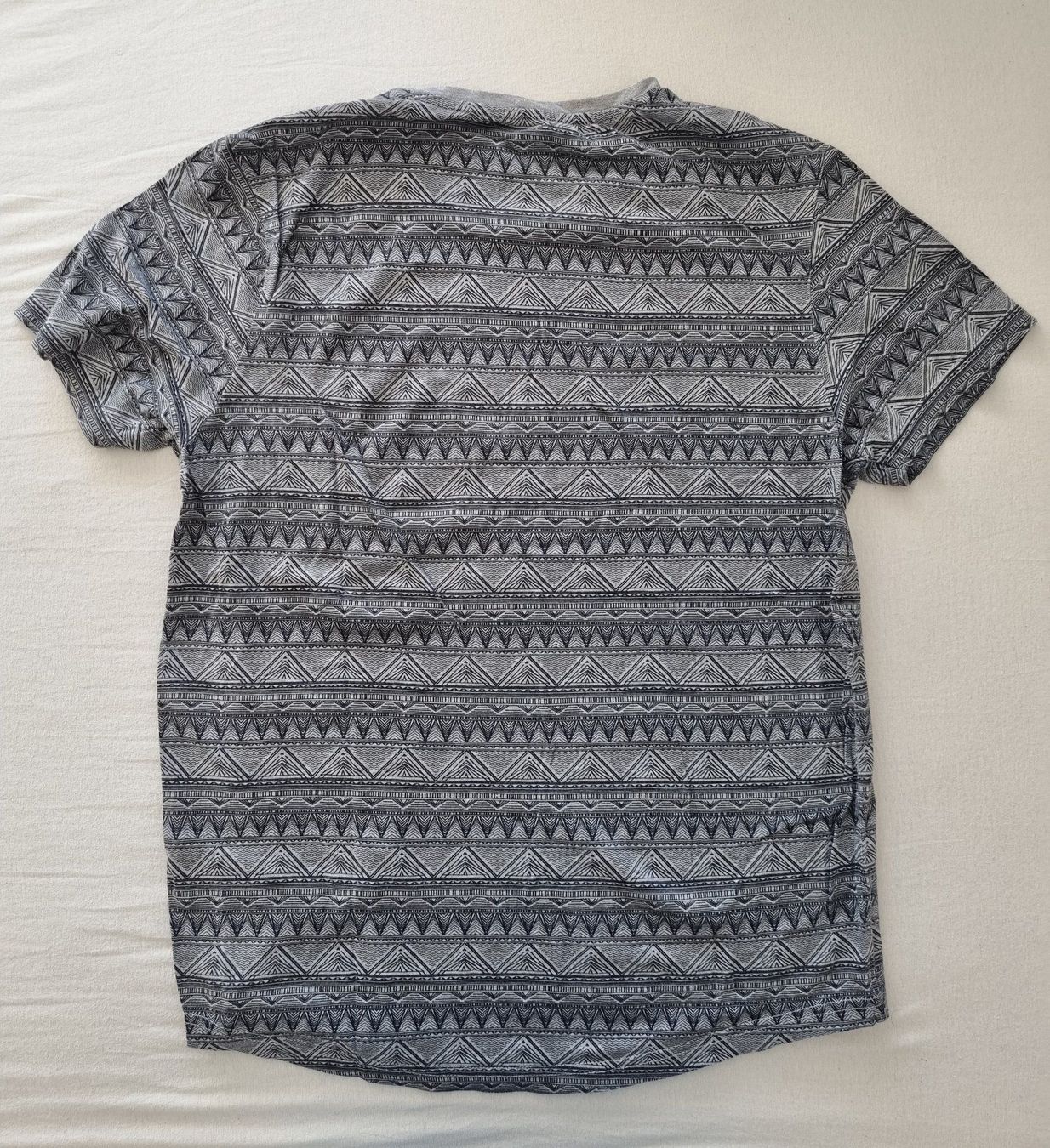 C&A T-shirt: Schönes T-Shirt "Clockhouse" (Gr. S) – Usato da Gams venduto da tischi97 1