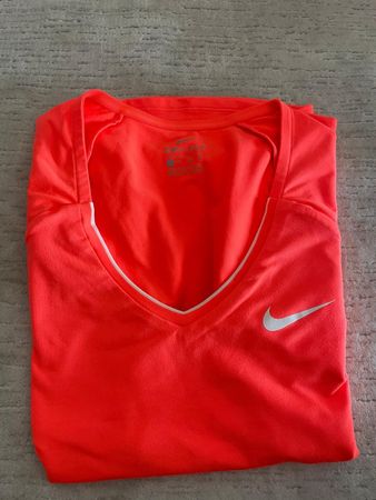 Nike Dri-FIT Damen Sportshirt Gr. XS, Top Zustand, Orange