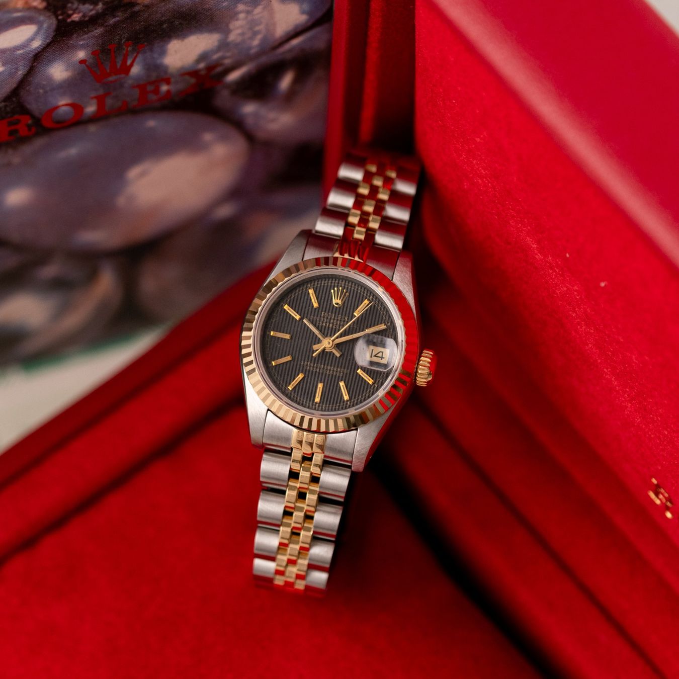 Rolex Uhren: Rolex Datejust 26 / 69173 / Tapestry DIal / 1987 / Full Set – Gebraucht aus Luzern von PrimeSwissTime 2