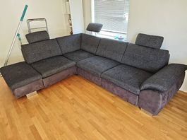 Bequemes Ecksofa / Schlafsofa aus Stoff Dunkelgrau