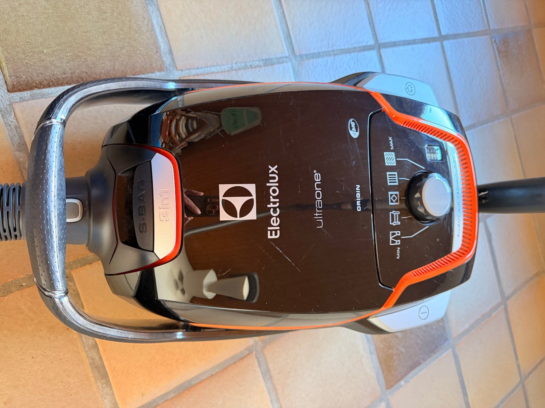 Electrolux Staubsauger & Zubehör: Staubsauger ElectroluxUltraOne EUOC94EB – Gebraucht aus Wenslingen von marcello4one 6