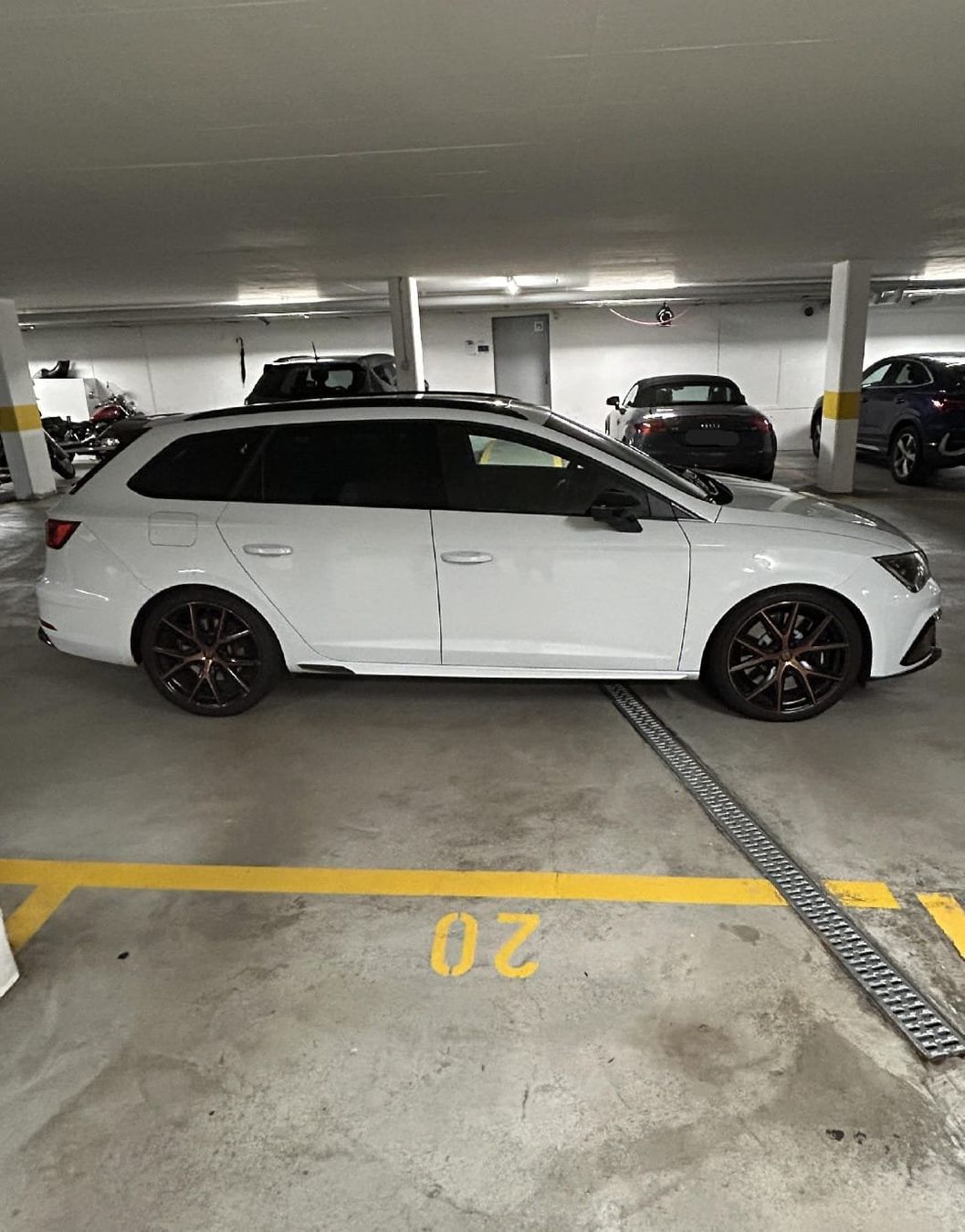 Seat Automobili: SEAT Leon ST Cupra R300 – Usato da Emmenbrücke venduto da jul_c9kv 2