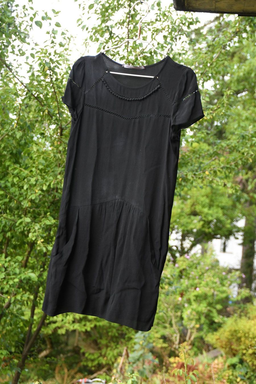 Comptoir des Cotonniers Vestiti: schwarzes Kleid Comptoir des Cotonniers – Usato da Münchenstein venduto da Heremesios