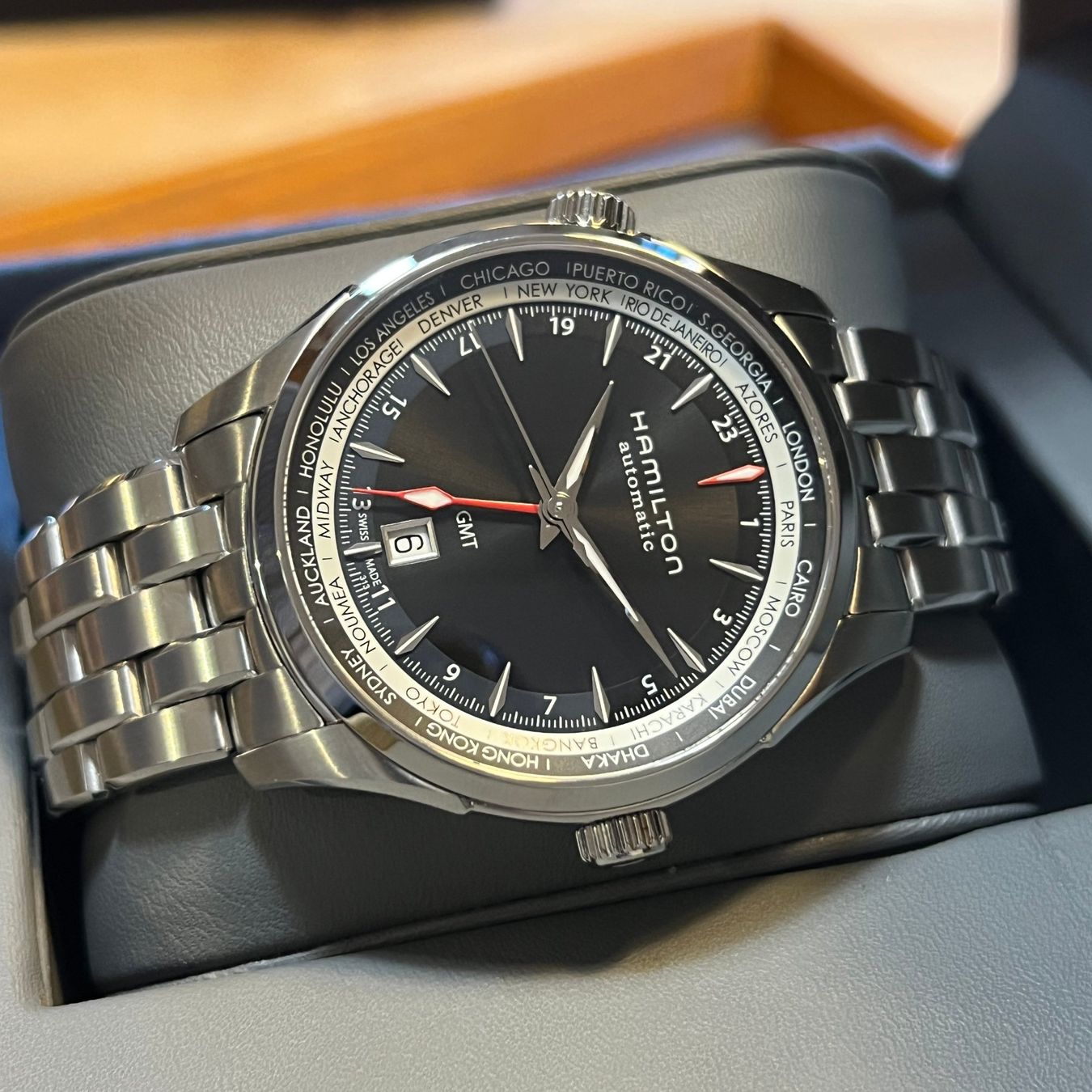 Hamilton Orologi: Hamilton Automatic GMT Full Set H326950 – Usato da Carouge GE venduto da Watchaser 6