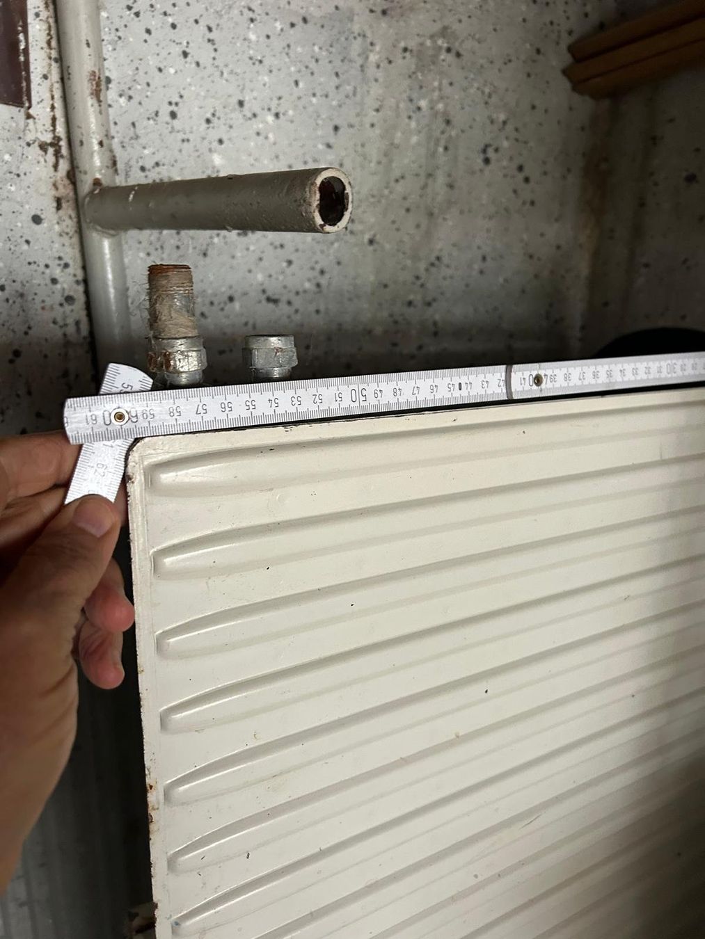 Radiatori: HEIZUNGSRADIATOR, Radiateur Chauffage – Usato da Nidau venduto da Hallo42 2