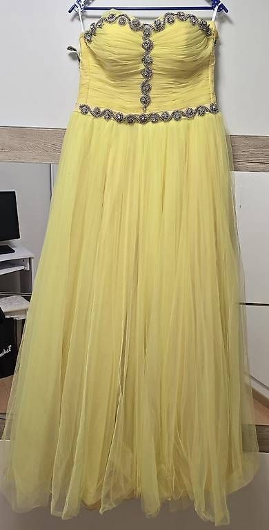 Robes: Abendkleid Gelb – D'occasion à Burgdorf par vio_g9mn 3